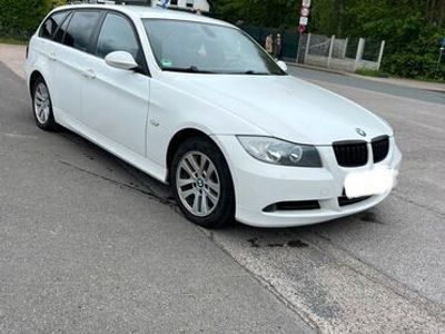 gebraucht BMW 318 i Touring E91