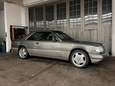 Gebraucht Mercedes E320 220 PS (161 kW) 1993 Grau Coupé