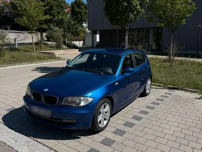 Gebraucht BMW 116 122 PS (89 kW) 2007 Blau Kleinwagen