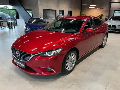 Używany Mazda 6 Exclusive-Line 165 KM (121 kW) 2016 Czerwony Sedan/Limuzyna