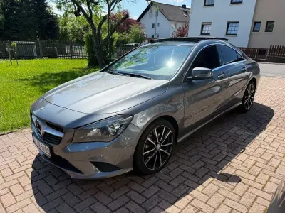 Gebraucht Mercedes CLA180 122 PS (89 kW) 2014 Grau Limousine