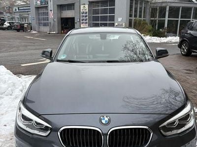 Gebraucht BMW 118 136 PS (100 kW) 2018 Grau Kleinwagen