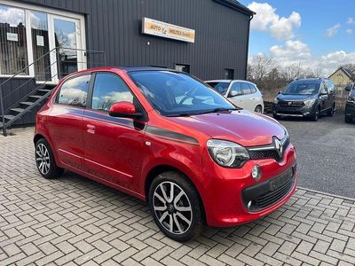 Second-hand Renault Twingo Luxe 90 CP (66 kW) 2015 Roșu Hatchback