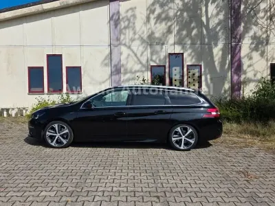 Gebraucht Peugeot 308 SW GT 177 PS (130 kW) 2018 Schwarz Kombi