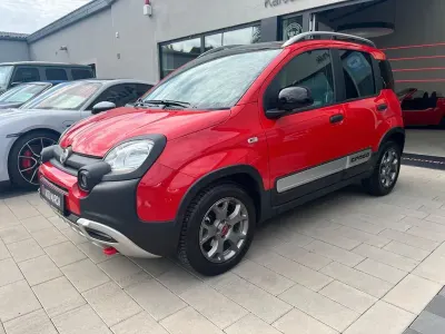 Gebraucht Fiat Panda Cross Cross 69 PS (50 kW) 2022 Rot Kleinwagen