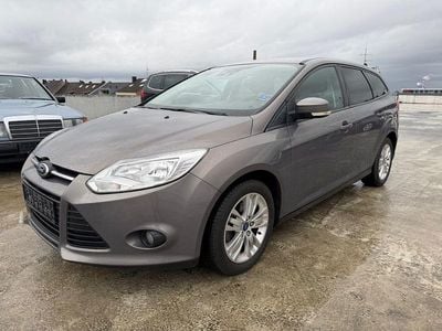 Gebraucht Ford Focus 101 PS (74 kW) 2012 Braun Kombi