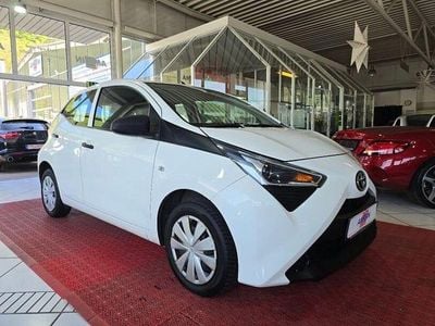 Usata Toyota Aygo 72 CV (52 kW) 2018 Bianco Utilitaria
