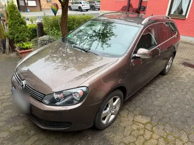Używany VW Golf VI Comfortline 105 KM (77 kW) 2011 Brązowy Hatchback