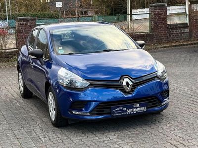 Blau Gebraucht 2019 Renault Clio IV Life Limousine | 8.490 € (Fairer Preis)