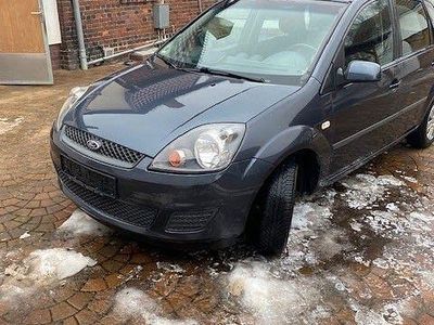 Gebraucht Ford Fiesta 80 PS (58 kW) 2008 Grau Kleinwagen