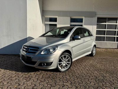 Silber Gebraucht 2010 Mercedes B180 Van / Kleinbus | 7.980 € (Etwas zu teuer)