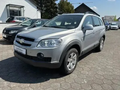Gebraucht Chevrolet Captiva LS 136 PS (100 kW) 2009 Silber SUV