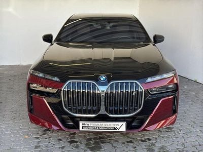 Rot Gebraucht 2024 BMW i7 Executive Limousine | 118.680 €