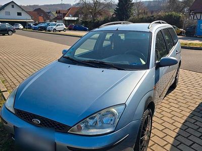 Second-hand Ford Focus 105 CP (77 kW) 2004 Albastru Break