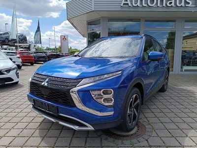 Gebraucht Mitsubishi Eclipse Cross Plus 188 PS (138 kW) 2024 Blau SUV