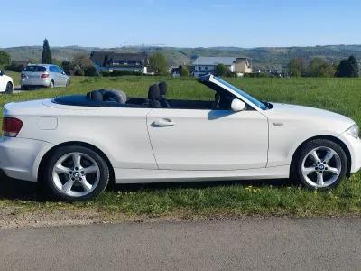 Gebraucht BMW 118 Cabriolet M Sport 143 PS (105 kW) 2009 Weiß Cabrio