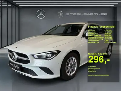 Gebraucht Mercedes CLA200 Progressive 150 PS (110 kW) 2022 Weiß Limousine