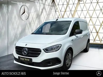 Käytetty Mercedes eCitan 89 kW (122 HP) 2025 Valkoinen Tila-auto