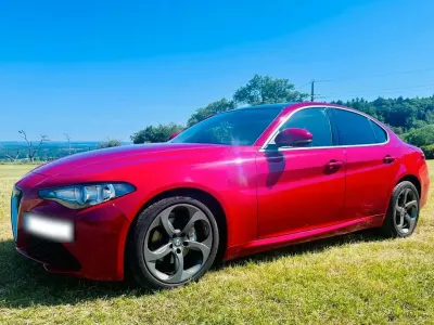 Gebraucht Alfa Romeo Giulia 179 PS (131 kW) 2017 Rot Limousine