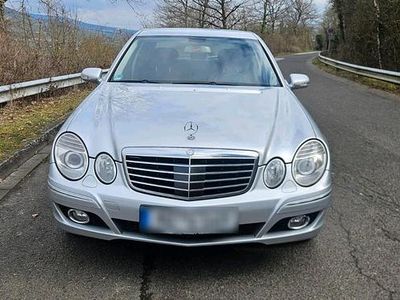 Gebraucht Mercedes E320 229 PS (168 kW) 2006 Silber Limousine