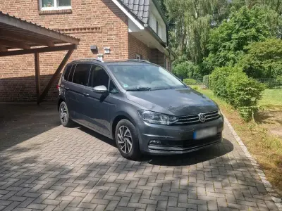 Gebraucht VW Touran 150 PS (110 kW) 2017 Grau Van / Kleinbus