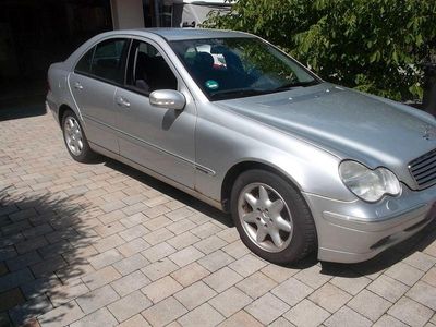 Mercedes C270