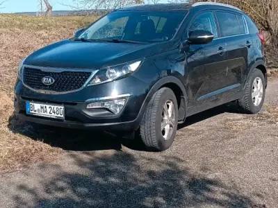 Używany Kia Sportage 130 KM (95 kW) 2015 Czarny SUV