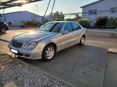 Gebraucht Mercedes E200 Classic 163 PS (119 kW) 2005 Silber Limousine