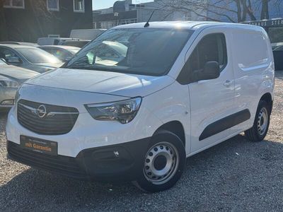 Gebraucht Opel Combo 131 PS (96 kW) 2020 Weiß Van / Kleinbus
