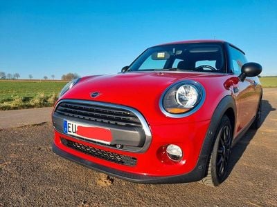 Gebraucht Mini ONE 102 PS (75 kW) 2018 Rot Kleinwagen