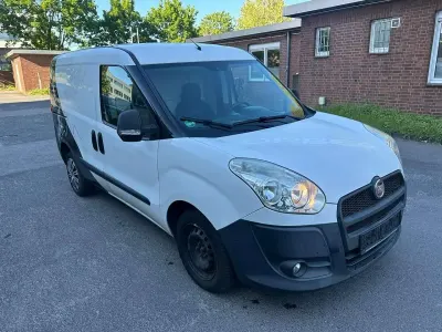 Gebraucht Fiat Doblò Dynamic 90 PS (66 kW) 2010 Weiß Van / Kleinbus