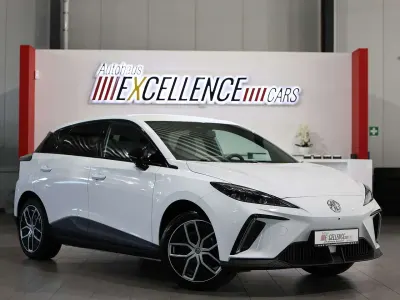 Usata MG MG4 EV Luxury 125 kW (170 CV) 2023 Bianco Utilitaria