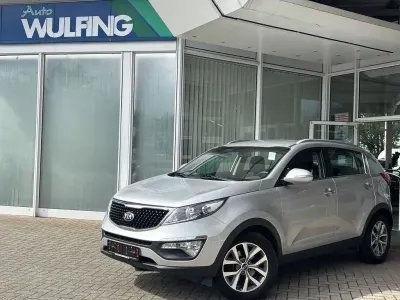 Gebraucht Kia Sportage Attract 135 PS (99 kW) 2015 Silber SUV