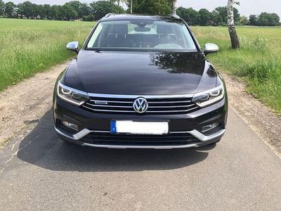 Usata VW Passat Alltrack 190 CV (139 kW) 2015 Nero Station wagon