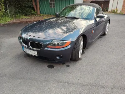 Gebraucht BMW Z4 Sport Line 192 PS (141 kW) 2003 Blau Cabrio