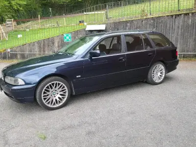 Gebraucht BMW 520 Shadowline 170 PS (125 kW) 2001 Blau Kombi
