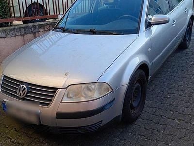 Silber Gebraucht 2003 VW Passat Comfortline Limousine | 1.200 € (Guter Preis)