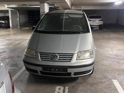 VW Sharan