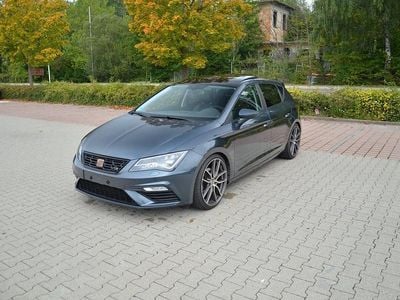 Grau Gebraucht 2019 Seat Leon FR Limousine | 14.100 € (Fairer Preis)
