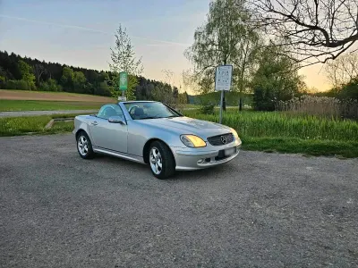 Gebraucht Mercedes SLK320 220 PS (161 kW) 2001 Silber Cabrio