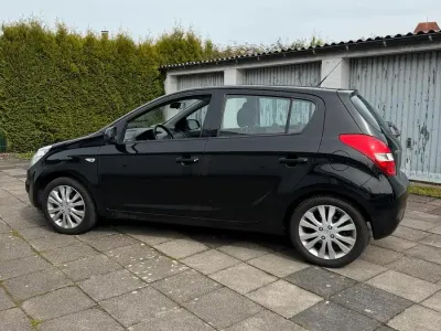 Brugt Hyundai i20 101 HK (74 kW) 2009 Sort Hatchback