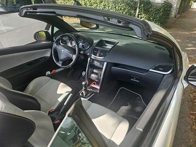 Peugeot 207 CC