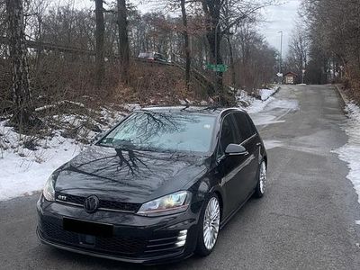 Gebraucht VW Golf VII GTI 220 PS (161 kW) 2016 Schwarz Limousine