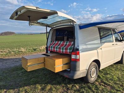 Używany VW Transporter 140 KM (102 kW) 2011 Biały Van