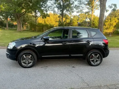 Gebraucht Nissan Qashqai Visia 114 PS (83 kW) 2009 Schwarz SUV