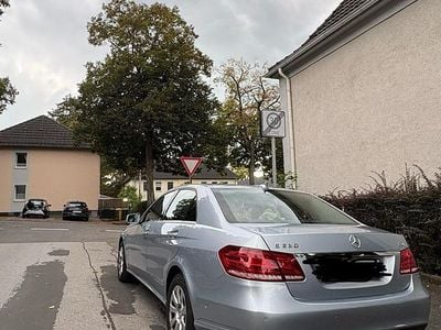 Mercedes E220
