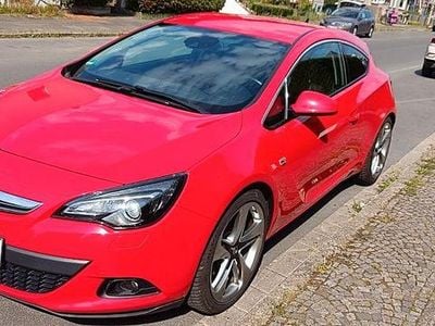 Opel Astra GTC