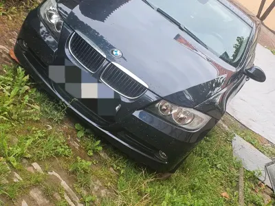 Gebraucht BMW 318 129 PS (94 kW) 2007 Blau Limousine
