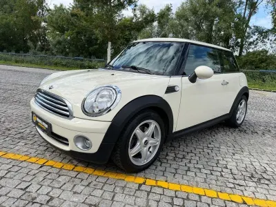 Gebraucht Mini Cooper 120 PS (88 kW) 2008 Pepper (old english) white Kleinwagen