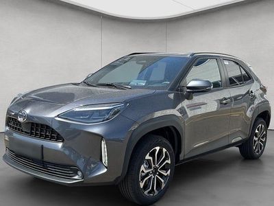 Neu Toyota Yaris Cross 130 PS (95 kW) 2025 Grau SUV